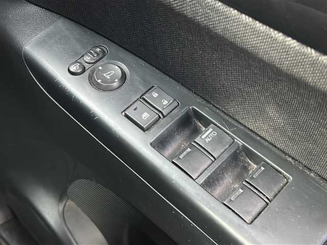 ホンダ Ｎ ＢＯＸ カスタム G SSパッケージ 茨城県 2017(平29)年 10.9万km プレミアムホワイトパールⅡ ワンオーナー/純正メモリナビ【VXM-174VFi】/両側パワースライドドア/シートヒーター/ETC/バックカメラ/オートライト/HIDヘッドライト/純正14inアルミホイール/純正フロアマット/スマートキー/スペアキー/取扱説明書/保証書