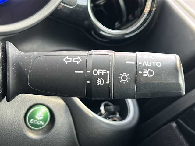 ホンダ Ｎ ＢＯＸ カスタム G SSパッケージ 茨城県 2017(平29)年 10.9万km プレミアムホワイトパールⅡ ワンオーナー/純正メモリナビ【VXM-174VFi】/両側パワースライドドア/シートヒーター/ETC/バックカメラ/オートライト/HIDヘッドライト/純正14inアルミホイール/純正フロアマット/スマートキー/スペアキー/取扱説明書/保証書