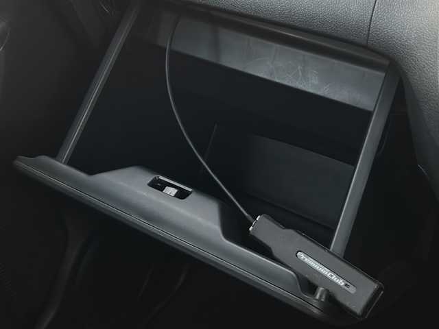 ホンダ Ｎ ＢＯＸ カスタム G SSパッケージ 茨城県 2017(平29)年 10.9万km プレミアムホワイトパールⅡ ワンオーナー/純正メモリナビ【VXM-174VFi】/両側パワースライドドア/シートヒーター/ETC/バックカメラ/オートライト/HIDヘッドライト/純正14inアルミホイール/純正フロアマット/スマートキー/スペアキー/取扱説明書/保証書