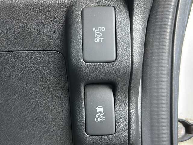 ホンダ Ｎ ＢＯＸ カスタム G SSパッケージ 茨城県 2017(平29)年 10.9万km プレミアムホワイトパールⅡ ワンオーナー/純正メモリナビ【VXM-174VFi】/両側パワースライドドア/シートヒーター/ETC/バックカメラ/オートライト/HIDヘッドライト/純正14inアルミホイール/純正フロアマット/スマートキー/スペアキー/取扱説明書/保証書