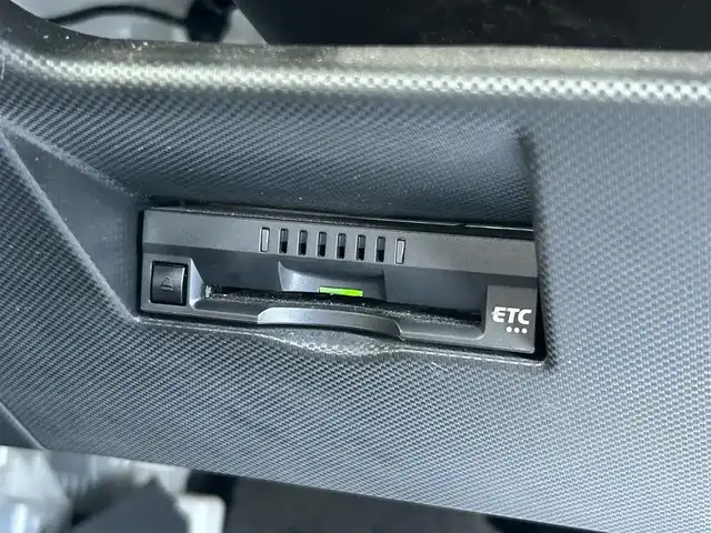 トヨタ ライズ Z 香川県 2020(令2)年 3.4万km レーザーブルークリスタルシャイン スマートアシスト/・アダプティブクルーズコントロール/・レーンキープコントロール/・衝突回避支援ブレーキ/・衝突警報機能/・ブレーキ抑制付誤発進抑制機能/・アダプティブドライビングビーム/・車線逸脱警報機能/・ふらつき警報機能/・ブラインドスポットモニター/・パノラミックビューモニター/純正9インチディスプレイオーディオ/→フルセグ/Bluetooth/iPod/AppleCarPlay/前席シートヒーター/純正17インチアルミ/前後ドライブレコーダー/革巻きステアリング/ステアリングリモコン/MTモード付AT/純正フロアマット/アイドリングストップ/プッシュスタート/スマートキー