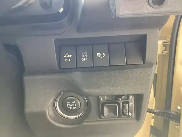 スズキ ジムニー XC 愛知県 2019(平31)年 4.4万km ベージュⅡ ワンオーナー　/純正SDナビ　/フルセグ　/バックカメラ　/シートヒーター　/LEDヘッド　/スマートキー　/レーダーブレーキサポート　/LDA /クルーズコントロール　/ETC /ステアリングスイッチ　/純正アルミ　/Bluetooth