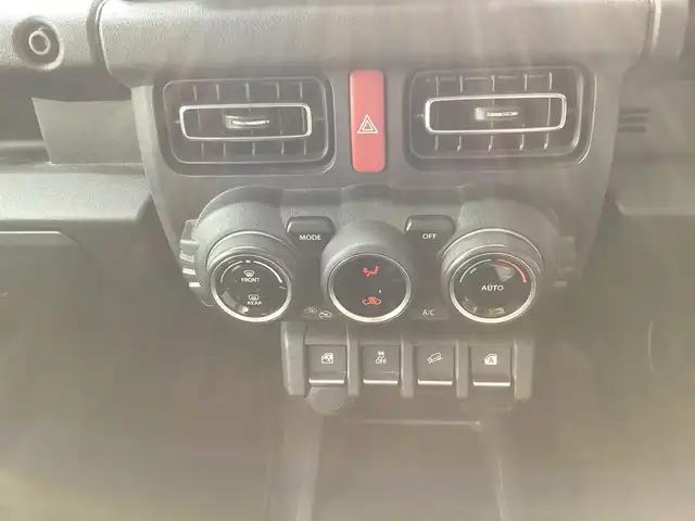 スズキ ジムニー XC 愛知県 2019(平31)年 4.4万km ベージュⅡ ワンオーナー　/純正SDナビ　/フルセグ　/バックカメラ　/シートヒーター　/LEDヘッド　/スマートキー　/レーダーブレーキサポート　/LDA /クルーズコントロール　/ETC /ステアリングスイッチ　/純正アルミ　/Bluetooth