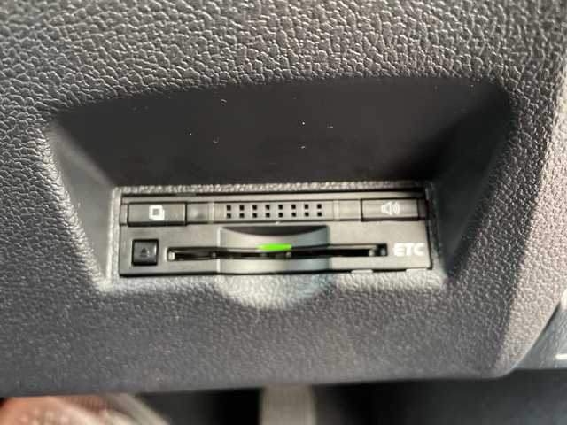 トヨタ プリウス A ツーリングセレクション 石川県 2016(平28)年 7.5万km ワイン 純正９型ナビ　フルセグＴＶ　バックカメラ　ＬＥＤヘッドライト　ＥＴＣ　革シート　トヨタセーフティセンス　シートヒーター　社外アルミホイール　レーダークルーズ　フォグランプ