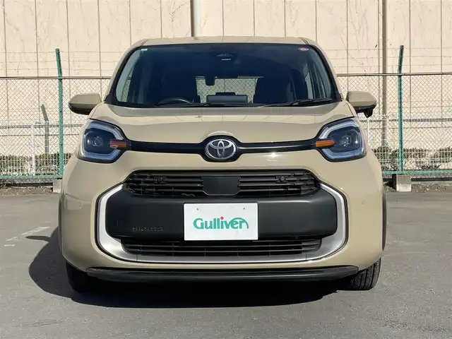 トヨタ シエンタ Z 東京都 2024(令6)年 0.7万km ベージュ 純正ナビ/バックカメラ/Bluetooth/フルセグTV/両側電動スライドドア/ETC2.0/前後ドライブレコーダー/レーダークルーズコントロール/前後コーナーセンサー/ブラインドスポットモニター/衝突軽減装置/車線逸脱警報装置/横滑り防止装置/スマートキー/純正サイドバイザー/純正15インチAWホイール