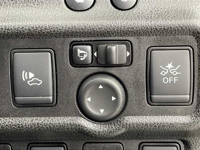 日産 ノート e－パワー ニスモ 宮城県 2019(令1)年 3.2万km ブリリアントホワイトパール 禁煙車/エマージェンシーブレーキ/レーンキープアシスト/アダプティブクルーズコントロール/デジタルインナーミラー/全方位カメラ/純正SDナビ/フルセグTV/RECAROシート/ETC/純正ドライブレコーダー/LEDヘッドライト/LEDフォグライト/革巻きステアリング/ステアリングスイッチ/純正フロアマット/純正16インチアルミホイール/プッシュスタート/スマートキー/横滑り防止装置/アイドリングストップ