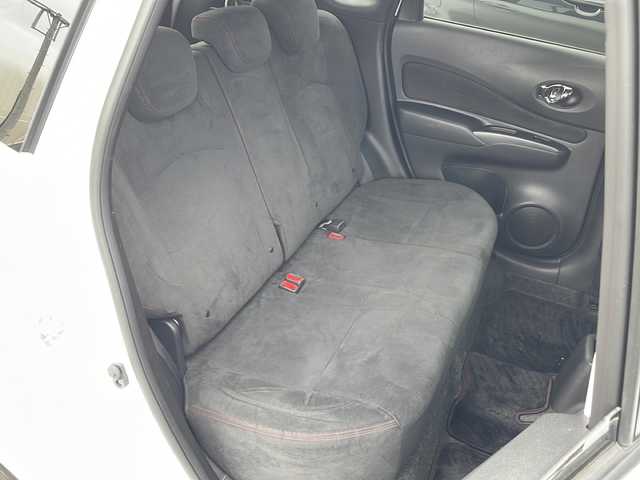 日産 ノート e－パワー ニスモ 宮城県 2019(令1)年 3.2万km ブリリアントホワイトパール 禁煙車/エマージェンシーブレーキ/レーンキープアシスト/アダプティブクルーズコントロール/デジタルインナーミラー/全方位カメラ/純正SDナビ/フルセグTV/RECAROシート/ETC/純正ドライブレコーダー/LEDヘッドライト/LEDフォグライト/革巻きステアリング/ステアリングスイッチ/純正フロアマット/純正16インチアルミホイール/プッシュスタート/スマートキー/横滑り防止装置/アイドリングストップ