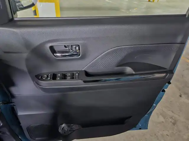 ダイハツ タント カスタム RS 愛媛県 2023(令5)年 0.3万km ターコイズブルーマイカメタリック 純正ナビ/ワンセグTV/両側パワースライドドア/バックカメラ/コーナーセンサー/スマートアシスト/・衝突被害軽減ブレーキ/・車線逸脱防止支援システム/・誤発進抑制機能/IC付ターボ/LEDヘッドランプ/革巻きステアリング/ステアリングスイッチ/ハーフレザーシート/前席シートヒーター/純正15インチアルミホイール/スマートキー/プッシュエンジンスタート/禁煙車