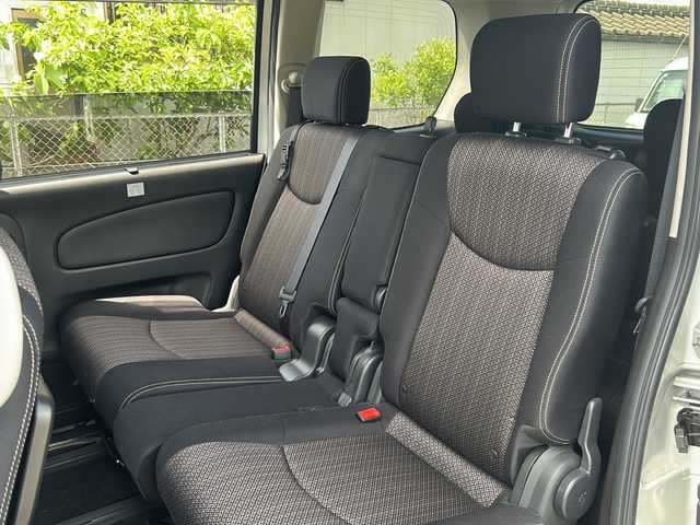 日産 セレナ ハイウェイS G Sハイブリッド 鹿児島県 2014(平26)年 9.8万km ブリリアントホワイトパール バックカメラ/プッシュスタート/両側パワースライドドア/三列シート/レーンアシスト/ABS/横滑り防止装置/オートライト/ウィンカーミラー