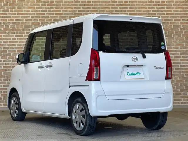ダイハツ タント X ターボ 岩手県 2020(令2)年 9.7万km ホワイト ４WD/ターボ/ウェルカムオープン付き左側パワースライドドア/ロングスライドシート/スマートアシスト/衝突回避支援ブレーキ/ブレーキ制御付き誤発進抑制機能/レーンアシスト/オートハイビーム/コーナーセンサー/横滑り防止装置/アイドリングストップ/シートヒーター/ロールサンシェード/Pioneerナビ/（Bluetooth/AM/FM/SD）/バックカメラ/ドライブレコーダー/ETC/LEDヘッドライト/14インチスチールホイール　純正ホイールキャップ付き