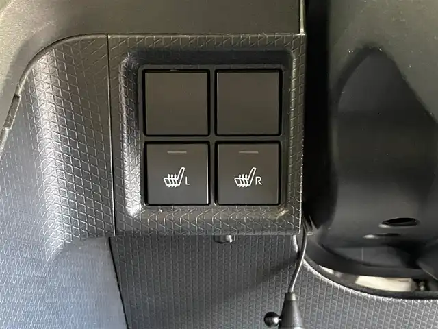 ダイハツ タント X ターボ 岩手県 2020(令2)年 9.7万km ホワイト ４WD/ターボ/ウェルカムオープン付き左側パワースライドドア/ロングスライドシート/スマートアシスト/衝突回避支援ブレーキ/ブレーキ制御付き誤発進抑制機能/レーンアシスト/オートハイビーム/コーナーセンサー/横滑り防止装置/アイドリングストップ/シートヒーター/ロールサンシェード/Pioneerナビ/（Bluetooth/AM/FM/SD）/バックカメラ/ドライブレコーダー/ETC/LEDヘッドライト/14インチスチールホイール　純正ホイールキャップ付き