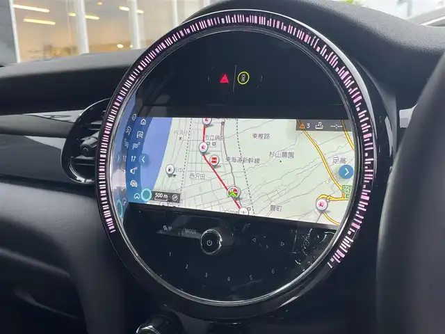 ＭＩＮＩ ＢＭＷ ミニ ワン クラシックトリム 静岡県 2022(令4)年 2.2万km チリ・レッド ワンオーナー /ドライビングアシスト/ナビゲーションパッケージ/ハーフレザーシート /MINIApp対応 Bluetooth CarPlay対応/バックカメラ/OP17インチアロイホイール/ドライビングMODE/アンビエントライト /コンフォートアクセス/ETC