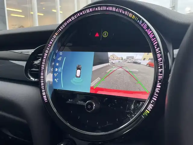 ＭＩＮＩ ＢＭＷ ミニ ワン クラシックトリム 静岡県 2022(令4)年 2.2万km チリ・レッド ワンオーナー /ドライビングアシスト/ナビゲーションパッケージ/ハーフレザーシート /MINIApp対応 Bluetooth CarPlay対応/バックカメラ/OP17インチアロイホイール/ドライビングMODE/アンビエントライト /コンフォートアクセス/ETC