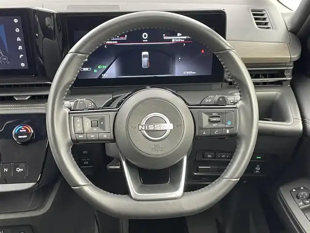 日産 セレナ ハイウェイスター V 福井県 2023(令5)年 4.8万km プリズムホワイト 純正メーカー12.3型OPナビ/フルセグTV/アラウンドビューモニター/プロパイロット/レーダークルーズコントロール/ブラインドスポットモニター/ビルトインETC/両側パワースライドドア/ハンズフリースライドドア/オートライト/LEDヘッドライト/コーナーセンサー/アイドリングストップ/ステアリングスイッチ/プッシュスタート/フロアマット