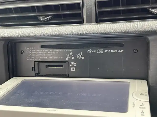 トヨタ アクア S 愛知県 2012(平24)年 8.8万km クールソーダメタリック 純正ナビ　ＴＶ　Ｂｌｕｅｔｏｏｔｈ　ＥＴＣ　プッシュスタート　スマートキー　３６０度ドライブレコーダー　社外ＬＥＤオートライト　ヘッドライトウォッシャー　フォグランプ　純正フロアマット　バイザー　禁煙