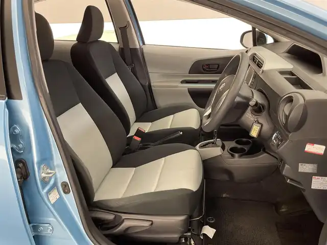 トヨタ アクア S 愛知県 2012(平24)年 8.8万km クールソーダメタリック 純正ナビ　ＴＶ　Ｂｌｕｅｔｏｏｔｈ　ＥＴＣ　プッシュスタート　スマートキー　３６０度ドライブレコーダー　社外ＬＥＤオートライト　ヘッドライトウォッシャー　フォグランプ　純正フロアマット　バイザー　禁煙