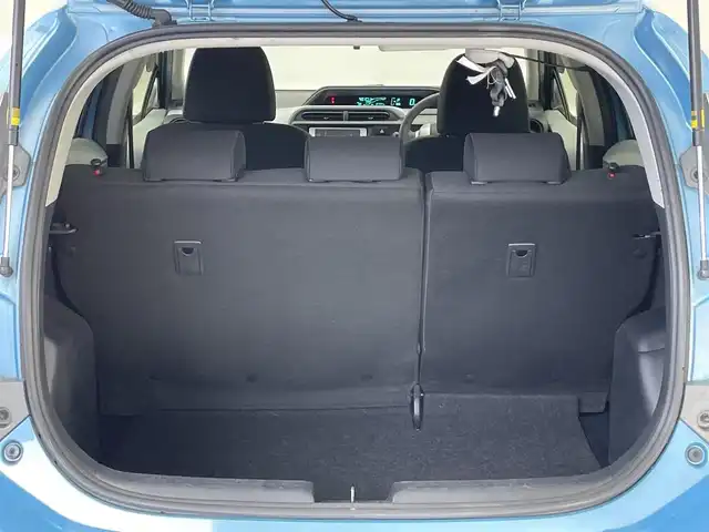 トヨタ アクア S 愛知県 2012(平24)年 8.8万km クールソーダメタリック 純正ナビ　ＴＶ　Ｂｌｕｅｔｏｏｔｈ　ＥＴＣ　プッシュスタート　スマートキー　３６０度ドライブレコーダー　社外ＬＥＤオートライト　ヘッドライトウォッシャー　フォグランプ　純正フロアマット　バイザー　禁煙