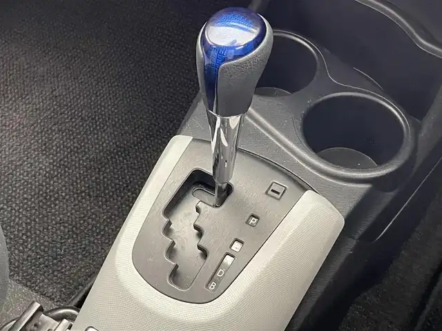 トヨタ アクア S 愛知県 2012(平24)年 8.8万km クールソーダメタリック 純正ナビ　ＴＶ　Ｂｌｕｅｔｏｏｔｈ　ＥＴＣ　プッシュスタート　スマートキー　３６０度ドライブレコーダー　社外ＬＥＤオートライト　ヘッドライトウォッシャー　フォグランプ　純正フロアマット　バイザー　禁煙