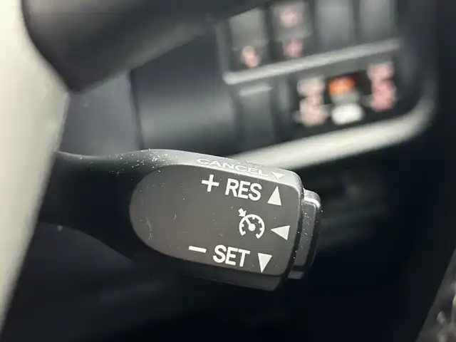 トヨタ ノア Si ダブルバイビーⅡ 広島県 2020(令2)年 2.8万km ブラック 純正ナビ/・Bluetooth/・CD/DVD/・フルセグテレビ/バックカメラ/純正フリップダウンモニター/両側パワースライドドア/レーダークルーズコントロール/衝突軽減ブレーキ/レーンキープアシスト/オートマチックハイビーム　/前後ドライブレコーダー/ＥＴＣ