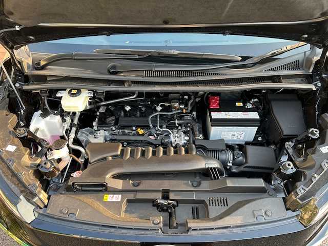 トヨタ ヴォクシー S－Z 茨城県 2024(令6)年 0.7万km 黒 純正メモリナビ　/-BT/フルセグTV/CD/両側パワースラーイドドア　/後席モニター　/クルーズコントロール追尾あり　/ＥＴＣ２．０　/シートヒーター　/バックカメラ　/ＬＥＤライト　/コーナーセンサー前後　/アイドリングストップ　/プッシュスタート/パワーステアリング/パワーウィンドウ/フルフラットシート/純正17インチアルミホイール/社外フロアマット