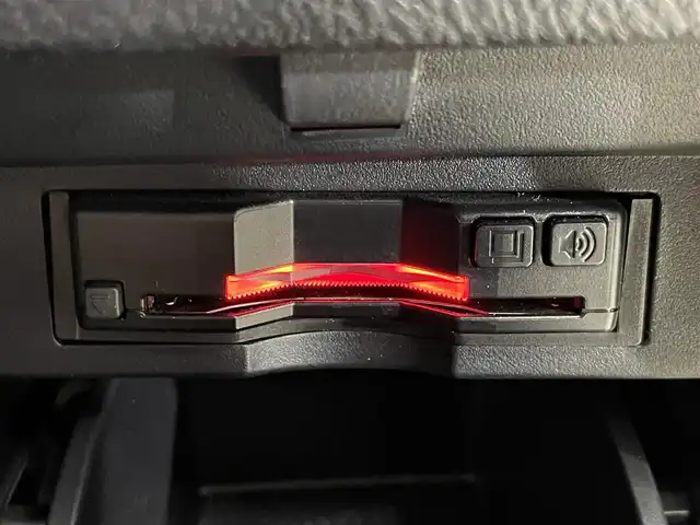 トヨタ アルファード S Cパッケージ 大阪府 2020(令2)年 2.3万km ホワイトパールクリスタルシャイン ＴＲＤエアロ　黒革シート　ＡＬＰＩＮＥナビＴＶ　後席モニター　三眼ＬＥＤ　パワーシート／ヒーター／エアコン　ステアリングヒーター　電動リアゲート　衝突軽減　レーダーＣ　クリアランスソナー　前後ドラレコ