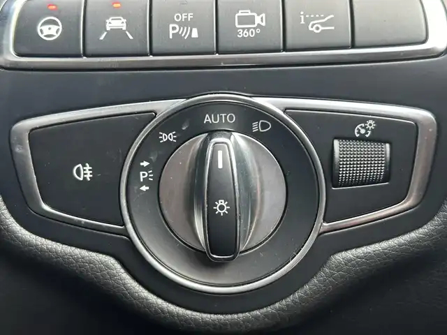 メルセデス・ベンツ ＧＬＣ２５０ 4マチックスポーツ 道南・函館 2018(平30)年 5.2万km オブシディアンブラック AMGスタイリングパッケージ/レーダーセーフティパッケージ/-BASプラス/-リアCPA/-PRE-SAFE/-アクティブレーンキーピングアシスト/-アクティブブラインドスポットアシスト/-ディストロニック・プラス/-チャイルドセーフティセンサー（助手席）/COMANDシステム/-8.4インチワイドディスプレイ/-フルセグTV/Bluetooth/USB/DVD/CD/360°カメラシステム/ヘッドアップディスプレイ/ドライブレコーダー/フロントシートヒーター/フロントメモリー付パワーシート/EASY-PACK自動開閉テールゲート/LEDヘッドライト/純正フロアマット/ETC2.0/純正19インチアルミホイール