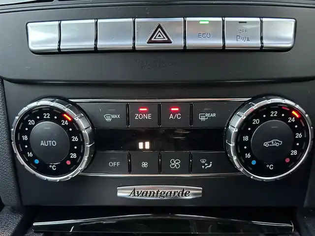 メルセデス・ベンツ Ｃ１８０ ブルーエフィシェンシー W AVG 石川県 2013(平25)年 6.1万km 白 純正HDDナビ/バックカメラ/Bluetooth/フルセグTV/CD/DVD/USB/AUX/クルーズコントロール/電動格納ミラー/ミラーヒーター/オートライト/HIDヘッドライト/フォグランプ/パワーシート/メモリーシート/本革巻きステアリング/ステアリングスイッチ/キーレスゴー/ETC/トノカバー