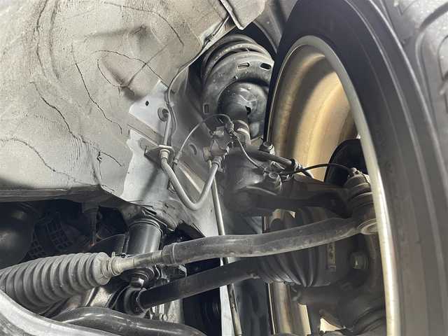 トヨタ アルファード S Cパッケージ 滋賀県 2019(平31)年 9.8万km ブラック モデリスタエアロ/フリップダウンモニター/サンルーフ/JBLプレミアムサウンド/WORK20インチAW/両側パワースライドドア/純正9インチナビ/（AM/FM/フルセグ/CD/DVD/Bluetooth/USB/VTR/AUX）/ETC2.0/アラウンドビューモニター/バックカメラ/トヨタセーフティセンス/・踏み間違い防止アシスト/・衝突軽減ブレーキ/・レーンキープアシスト/・車間自動制御システム/・コーナーセンサー/・クルーズコントロール/・標識検知機能/運転席・助手席シートヒーター/運転席・助手席シートベンチレーション/パワーシート/オットマン/電動格納ミラー/デジタルインナーミラー/電子パーキング/ブレーキホールド/革巻きステアリング/ステアリングスイッチ/オートライト/LEDヘッドライト/フロントフォグ/フルオートエアコン/USB端子/プッシュスタート/スマートキー/純正フロアマット