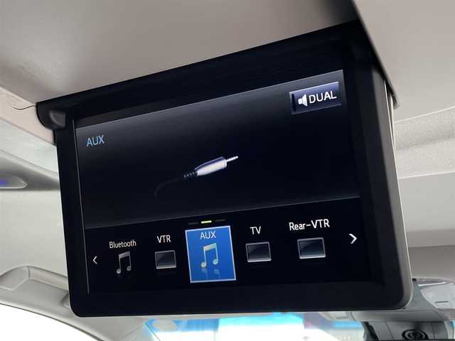 トヨタ アルファード S Cパッケージ 滋賀県 2019(平31)年 9.8万km ブラック モデリスタエアロ/フリップダウンモニター/サンルーフ/JBLプレミアムサウンド/WORK20インチAW/両側パワースライドドア/純正9インチナビ/（AM/FM/フルセグ/CD/DVD/Bluetooth/USB/VTR/AUX）/ETC2.0/アラウンドビューモニター/バックカメラ/トヨタセーフティセンス/・踏み間違い防止アシスト/・衝突軽減ブレーキ/・レーンキープアシスト/・車間自動制御システム/・コーナーセンサー/・クルーズコントロール/・標識検知機能/運転席・助手席シートヒーター/運転席・助手席シートベンチレーション/パワーシート/オットマン/電動格納ミラー/デジタルインナーミラー/電子パーキング/ブレーキホールド/革巻きステアリング/ステアリングスイッチ/オートライト/LEDヘッドライト/フロントフォグ/フルオートエアコン/USB端子/プッシュスタート/スマートキー/純正フロアマット