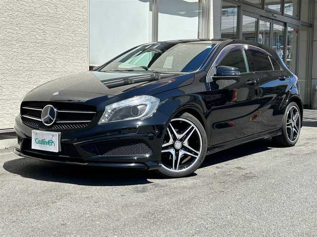 メルセデス・ベンツ Ａ１８０ ブルーエフィシェンシー スポーツ 大阪府 2013(平25)年 5.1万km コスモスブラック ナイトパッケージ/純正HDDナビ/(フルセグTV/Bluetooth/CD/DVD)/バックモニター/前後コーナーセンサー/クルーズコントロール/ブラインドスポットモニター/衝突被害軽減システム/レザーシート/ハーフレザーシート/D席メモリシート/純正フロアマット/純正AW/キセノンヘッドライト/ドライブレコーダー/ETC/保証書/取扱説明書