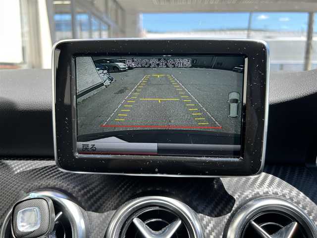 メルセデス・ベンツ Ａ１８０ ブルーエフィシェンシー スポーツ 大阪府 2013(平25)年 5.1万km コスモスブラック ナイトパッケージ/純正HDDナビ/(フルセグTV/Bluetooth/CD/DVD)/バックモニター/前後コーナーセンサー/クルーズコントロール/ブラインドスポットモニター/衝突被害軽減システム/レザーシート/ハーフレザーシート/D席メモリシート/純正フロアマット/純正AW/キセノンヘッドライト/ドライブレコーダー/ETC/保証書/取扱説明書