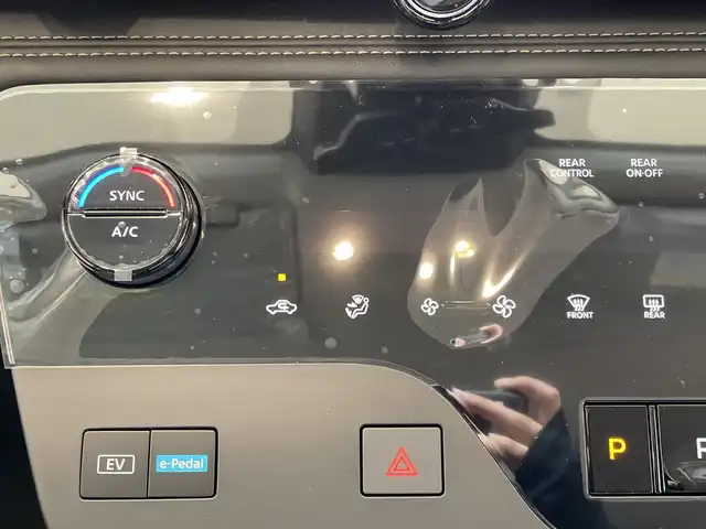 日産 セレナ e－パワー ハイウェイスター V 埼玉県 2025(令7)年 0.1千km ダイヤモンドブラック エマージェンシーブレーキ　/プロパイロット　/純正ナビ/　　BT/フルセグ　/アラウンドビューモニター　/両側パワースライドドア　/LEDオートライト　/純正16インチアルミ　/ワイヤレス充電 /インテリジェントミラー /ステアリングスイッチ/電子パーキング/純正ETC2.0