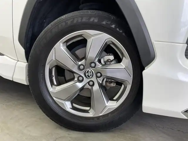 トヨタ ＲＡＶ４ G 熊本県 2020(令2)年 5.7万km ホワイトパールクリスタルシャイン モデリスタエアロ　純正９インチナビ　バックカメラ　パワーバックドア　レーダークルーズコントロール　シートヒーター　純正１８インチＡＷ　ステアリングリモコン　クリアランスソナー　ＥＴＣ　ドラレコ　禁煙車