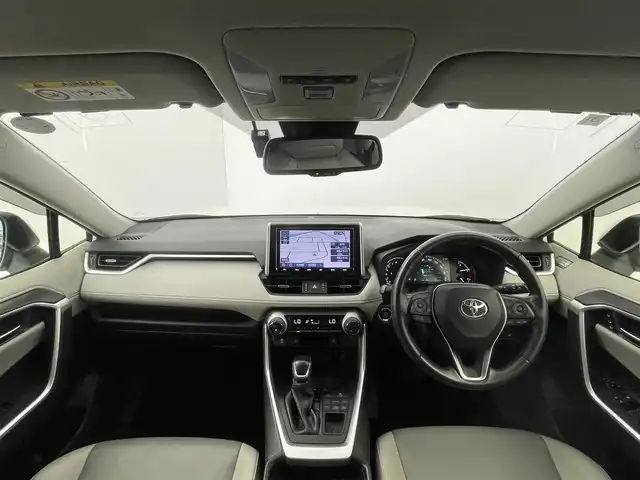 トヨタ ＲＡＶ４ G 熊本県 2020(令2)年 5.7万km ホワイトパールクリスタルシャイン モデリスタエアロ　純正９インチナビ　バックカメラ　パワーバックドア　レーダークルーズコントロール　シートヒーター　純正１８インチＡＷ　ステアリングリモコン　クリアランスソナー　ＥＴＣ　ドラレコ　禁煙車