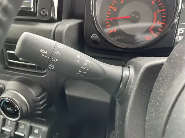 スズキ ジムニー XC 福島県 2021(令3)年 3.7万km シフォンアイボリーメタリックブラック2トーンルーフ 純正ナビゲーション/型番：SKX-S805/【CD/DVD/SD/USB/BT/TV】/バックカメラ/ビルトインETC2.0/前席シートヒーター/デュアルセンサーブレーキサポート/車線逸脱警報/クルーズコントロール/ステアリングリモコン/LEDオートライト/純正フロアマット/純正ドアバイザー