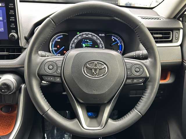 トヨタ ＲＡＶ４ ハイブリッド アドベンチャー 宮城県 2022(令4)年 2.9万km アティチュードブラックマイカ 4WD/純正ディスプレイオーディオ/(AM/FM/USB/BT/Miracast)/バックカメラ/ビルトインETC2.0/前後ドライブレコーダー/レーダークルーズコントロール/BSM/レザーシート/シートヒーター/エアシート/パワーシート/シートメモリー/ステアリングヒーター/プッシュスタート/スマートキー/スペアキー/オートライト/オートマチックハイビーム/LEDヘッドライト/フォグランプ/純正フロアマット/純正19インチアルミホイール