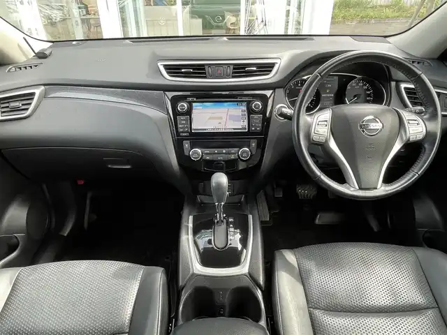 日産 エクストレイル 20X エマージェンシーブレーキ 道央・札幌 2016(平28)年 6.1万km スチールブルー ・4WD/・エマージェンシーブレーキ/・純正ナビ/CD&DVD&AUX&USB&フルセグTV/・全方位カメラ/・バックカメラ/・パワーバックドア/・ビルトインETC/・3列シート/・レザーシート/・前席両側シートヒーター/・前後ドライブレコーダー/・前後コーナーセンサー/・前後クリアランスソナー/・クルーズコントロール/・ABS/・横滑り防止装置/・レーンキープアシスト/・盗難防止装置/・オートライト/・オートマチックハイビーム/・ダウンヒルアシストコントロール/・LEDヘッドライト/・フォグランプ/・電動格納ミラー/・ウィンカーミラー/・ドアバイザー/・純正フロアマット/・純正AW付夏タイヤ/・積込AW付冬タイヤ/・スペアキー1本/・純正エンジンスターター