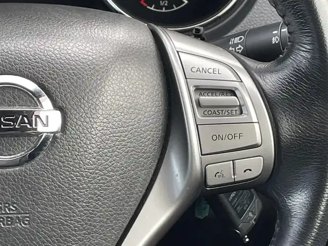 日産 エクストレイル 20X エマージェンシーブレーキ 道央・札幌 2016(平28)年 6.1万km スチールブルー ・4WD/・エマージェンシーブレーキ/・純正ナビ/CD&DVD&AUX&USB&フルセグTV/・全方位カメラ/・バックカメラ/・パワーバックドア/・ビルトインETC/・3列シート/・レザーシート/・前席両側シートヒーター/・前後ドライブレコーダー/・前後コーナーセンサー/・前後クリアランスソナー/・クルーズコントロール/・ABS/・横滑り防止装置/・レーンキープアシスト/・盗難防止装置/・オートライト/・オートマチックハイビーム/・ダウンヒルアシストコントロール/・LEDヘッドライト/・フォグランプ/・電動格納ミラー/・ウィンカーミラー/・ドアバイザー/・純正フロアマット/・純正AW付夏タイヤ/・積込AW付冬タイヤ/・スペアキー1本/・純正エンジンスターター