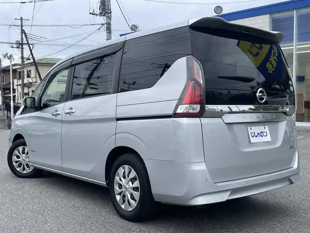 日産 セレナ X 山梨県 2017(平29)年 10.8万km ブリリアントシルバー (株)IDOMが運営する【じしゃロン甲府店】の自社ローン専用車両になります。/こちらは現金またはオートローンご利用時の価格です。自社ローンご希望の方は別途その旨お申付け下さい/純正メモリーナビ/（フルセグTV/CD/DVD/Blu-ray/BTオーディオ）/アラウンドビューモニター/エマージェンシーブレーキ/セキュリティ＆セーフティパック/両側パワースライドドア/クルーズコントロール/ETC/インテリジェントキー/保証書・取説・ナビ説