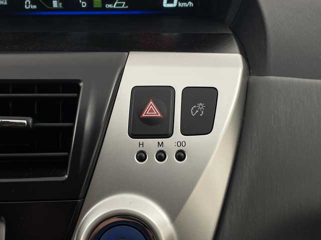 トヨタ プリウス α G 新潟県 2013(平25)年 10.4万km グレーメタリック 社外ナビ/　　フルセグ/CD/DVD/SD/バックカメラ/クルーズコントロール/LEDオートライト/ステアリングスイッチ/スマートキー/ETC