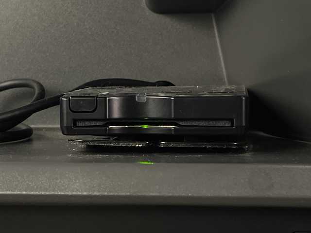 トヨタ プリウス α G 新潟県 2013(平25)年 10.4万km グレーメタリック 社外ナビ/　　フルセグ/CD/DVD/SD/バックカメラ/クルーズコントロール/LEDオートライト/ステアリングスイッチ/スマートキー/ETC