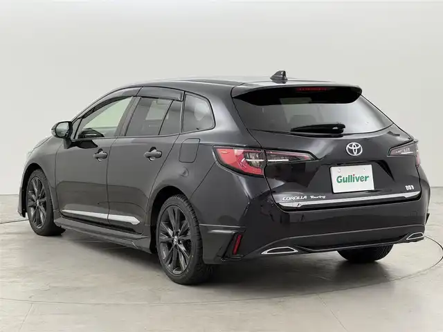 トヨタ カローラツーリング ハイブリッド ダブルバイビー 福岡県 2022(令4)年 4.7万km スパークリングブラックパールクリスタルシャイン モデリスタエアロ　/純正ディスプレイオーディオ　/バックカメラ　/ワイヤレス充電　/ビルトインＥＴＣ　/前後ドラレコ　/レーダークルコン　/トヨタセーフティセンス　/衝突軽減ブレーキ　/レーンキープ　/アクセル踏み間違い防止　/ブラインドスポットモニター　/ハーフレザーシート　/シートヒーター　/ステアリングヒーター　/ＬＥＤヘッドライト　/純正１７インチアルミホイール