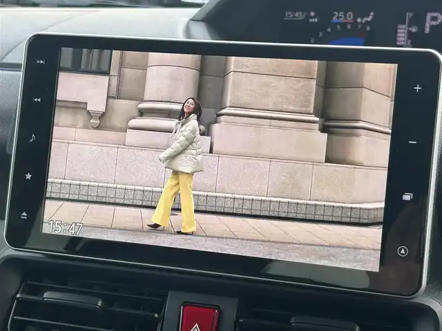 ダイハツ タント X 東京都 2021(令3)年 3.5万km ブラックマイカメタリック 純正ナビ（NSZN-Y71DS）/・Bluetooth/TV/CD/DVD/USＢ/横滑り防止装置/盗難防止装置/衝突被害軽減システム/アイドリングストップ/コーナーセンサー/パノラマモニター/左右パワースライドドア/後席格納サンシェード/オートライト/電動格納ミラー/シートヒーター/オートエアコン/プッシュスタート/取扱説明書/保証書/スペアキー1本