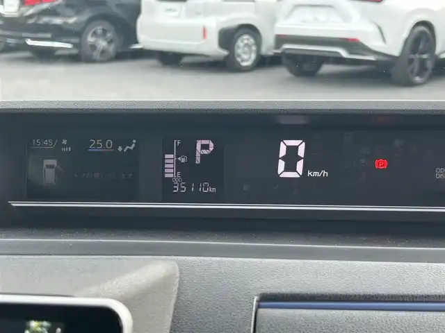 ダイハツ タント X 東京都 2021(令3)年 3.5万km ブラックマイカメタリック 純正ナビ（NSZN-Y71DS）/・Bluetooth/TV/CD/DVD/USＢ/横滑り防止装置/盗難防止装置/衝突被害軽減システム/アイドリングストップ/コーナーセンサー/パノラマモニター/左右パワースライドドア/後席格納サンシェード/オートライト/電動格納ミラー/シートヒーター/オートエアコン/プッシュスタート/取扱説明書/保証書/スペアキー1本