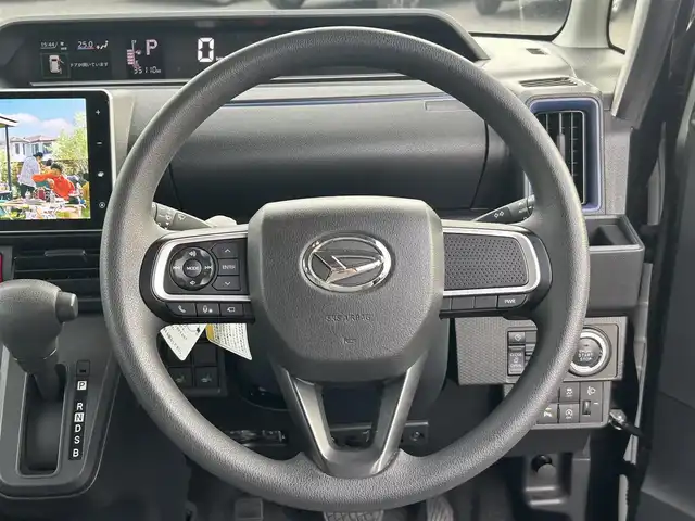 ダイハツ タント X 東京都 2021(令3)年 3.5万km ブラックマイカメタリック 純正ナビ（NSZN-Y71DS）/・Bluetooth/TV/CD/DVD/USＢ/横滑り防止装置/盗難防止装置/衝突被害軽減システム/アイドリングストップ/コーナーセンサー/パノラマモニター/左右パワースライドドア/後席格納サンシェード/オートライト/電動格納ミラー/シートヒーター/オートエアコン/プッシュスタート/取扱説明書/保証書/スペアキー1本