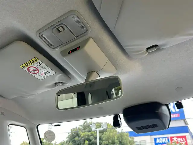 ダイハツ タント X 東京都 2021(令3)年 3.5万km ブラックマイカメタリック 純正ナビ（NSZN-Y71DS）/・Bluetooth/TV/CD/DVD/USＢ/横滑り防止装置/盗難防止装置/衝突被害軽減システム/アイドリングストップ/コーナーセンサー/パノラマモニター/左右パワースライドドア/後席格納サンシェード/オートライト/電動格納ミラー/シートヒーター/オートエアコン/プッシュスタート/取扱説明書/保証書/スペアキー1本