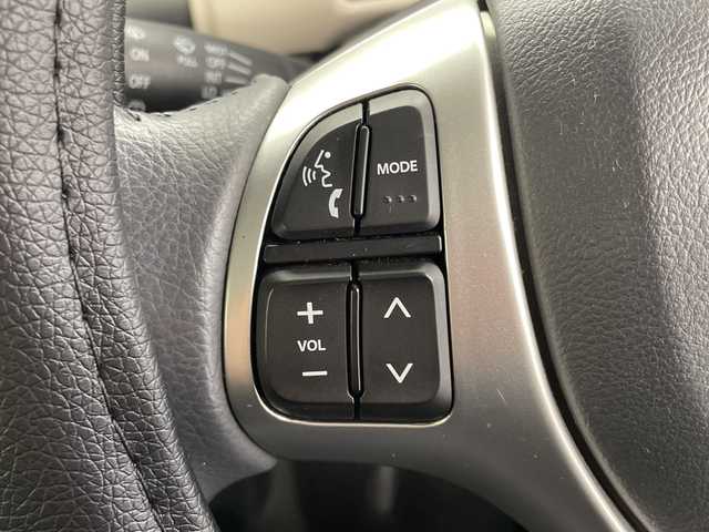 スズキ ハスラー J 愛知県 2019(平31)年 2.8万km フェニックスレッドパール/ホワイト2トーンルーフ 純正ナビ/・フルセグ/・Ｂｌｕｅｔｏｏｔｈ/・ＣＤ/ＤＶＤ/シートヒーター/前方ドライブレコーダー/ＥＴＣ/衝突軽減/レーンキープアシスト/オートライト/スマートキー/純正アルミホイール/ハンドルカバー