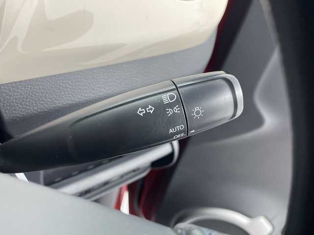 スズキ ハスラー J 愛知県 2019(平31)年 2.8万km フェニックスレッドパール/ホワイト2トーンルーフ 純正ナビ/・フルセグ/・Ｂｌｕｅｔｏｏｔｈ/・ＣＤ/ＤＶＤ/シートヒーター/前方ドライブレコーダー/ＥＴＣ/衝突軽減/レーンキープアシスト/オートライト/スマートキー/純正アルミホイール/ハンドルカバー