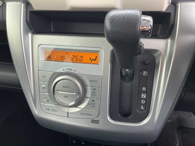 スズキ ハスラー J 愛知県 2019(平31)年 2.8万km フェニックスレッドパール/ホワイト2トーンルーフ 純正ナビ/・フルセグ/・Ｂｌｕｅｔｏｏｔｈ/・ＣＤ/ＤＶＤ/シートヒーター/前方ドライブレコーダー/ＥＴＣ/衝突軽減/レーンキープアシスト/オートライト/スマートキー/純正アルミホイール/ハンドルカバー