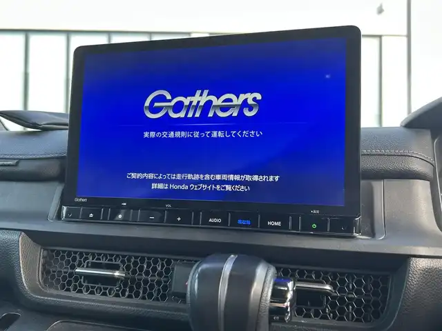 ホンダ ステップワゴン スパーダ 大阪府 2022(令4)年 3.5万km プラチナホワイトパール ホンダセンシング/・アダプティクブクルーズコントロール/・衝突軽減ブレーキー/・レーンアシスト/・コーナーセンサー/・ブラインドスポットインフォメーション/純正11.4インチナビ/・Bluetooth/フルセグTV/CD/DVD/USB/ラジオ/主要装備/・全方位カメラ/・アラウンドビューモニター/・アイドリングストップ/・横滑り防止装置/・オートホールド/・パドルシフト/・両側パワースライドドア/・パワーバックドア/・フリップダウンモニター/・レザーシート/・シートヒーター/・オットマン/・ウォークスルー/・ステアリングリモコン/・LEDヘッドライト/・フォグランプ/・ヘッドライトレベライザー/・ドライブレコーダー/・ETC